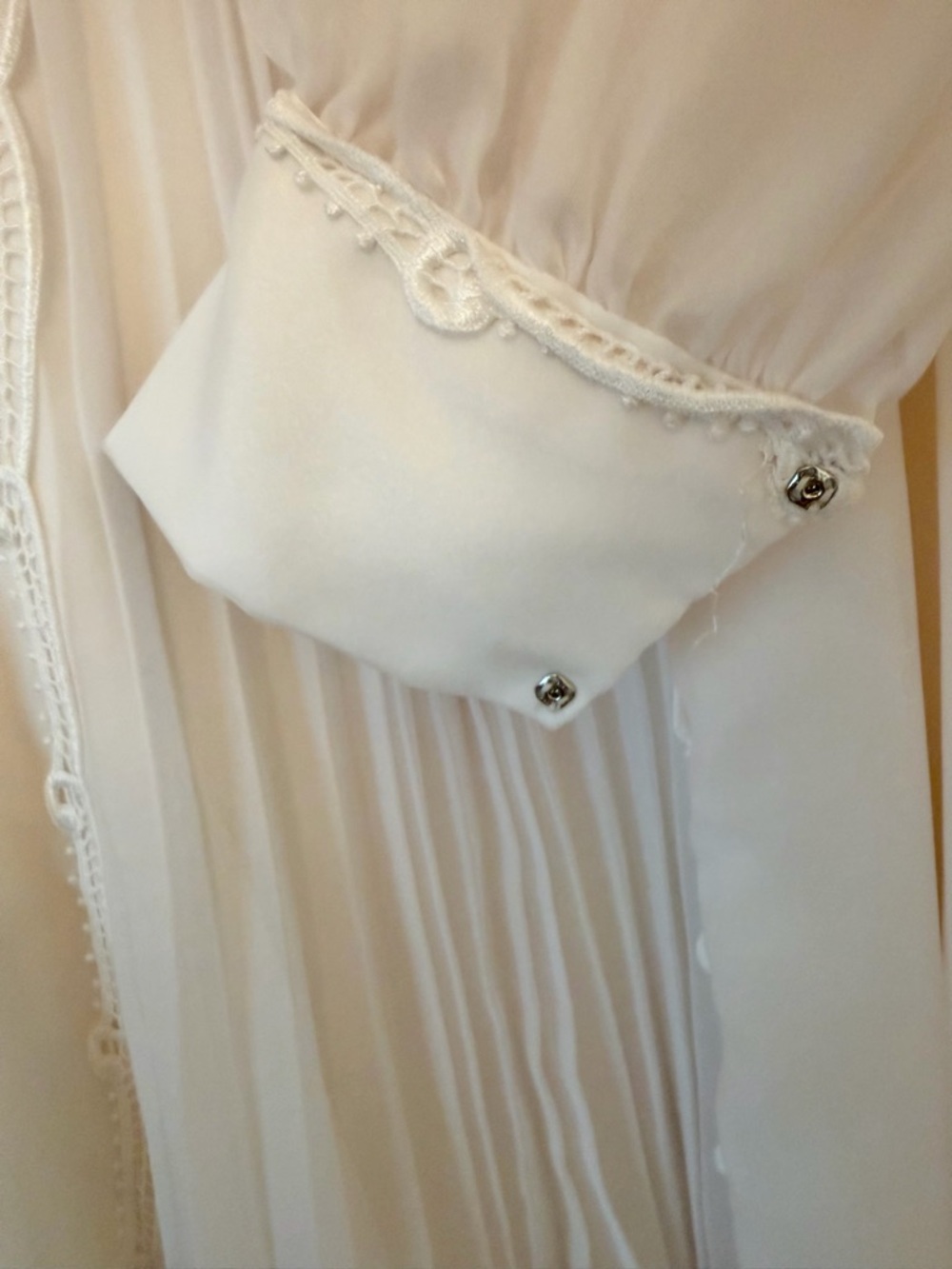 Vintage 1970s Wedding Dress - Prairie Boho Long Sleeved Bridal Gown with Bustle - Picture 5 of 14
